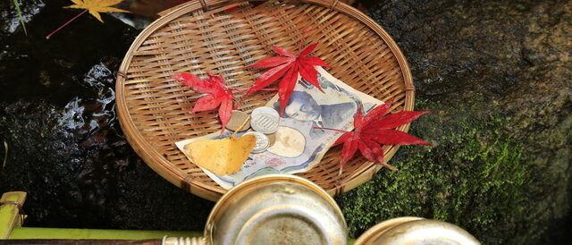 銭洗弁財天 宇賀福神社